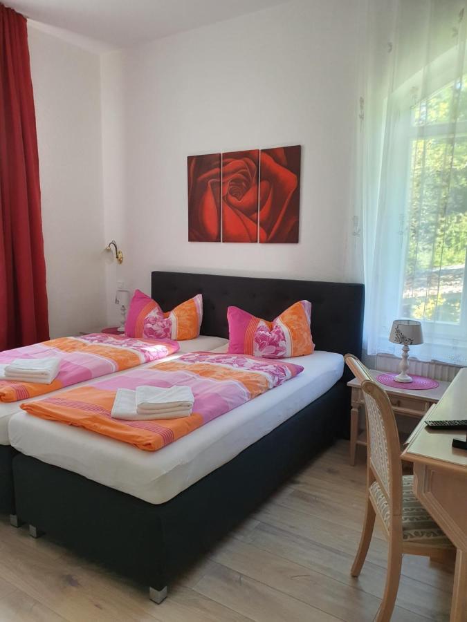Haus "Beuth" Apartment Бад Елстер Екстериор снимка