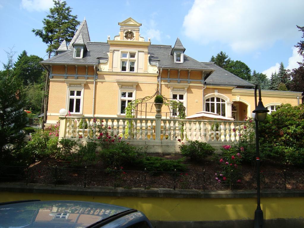 Haus "Beuth" Apartment Бад Елстер Екстериор снимка