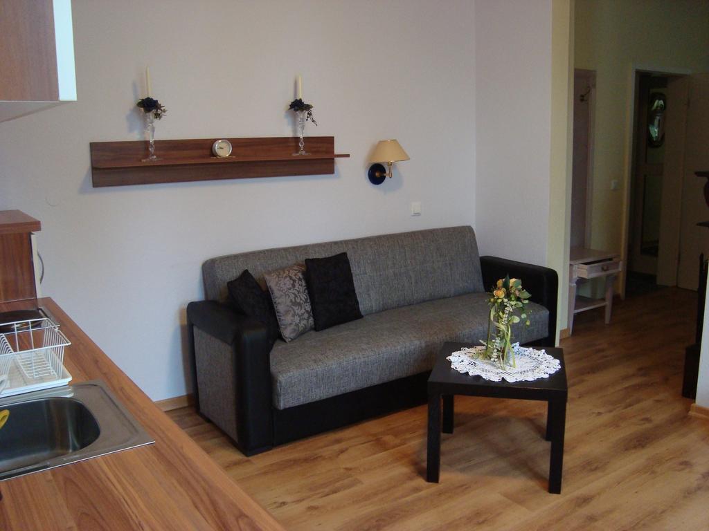 Haus "Beuth" Apartment Бад Елстер Екстериор снимка