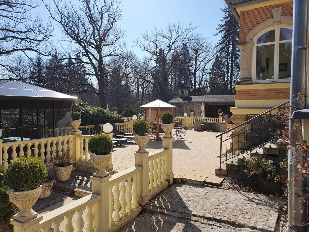 Haus "Beuth" Apartment Бад Елстер Екстериор снимка
